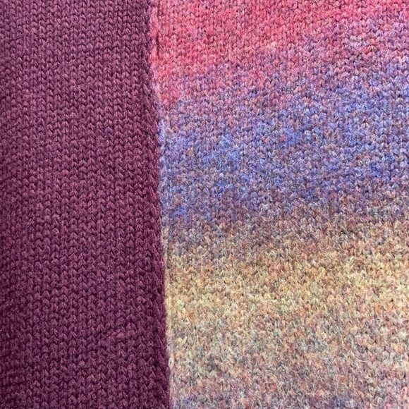 𝅺LUUKAA Maroon Split  Multi Colored Half Open Sweater - Picture 6 of 8